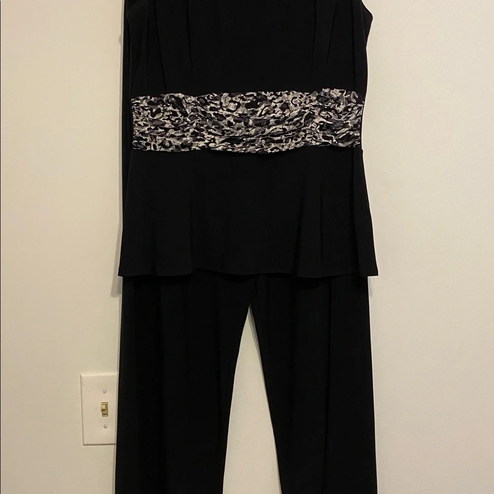 Perceptions Black 2 piece outfit with Animal Print Accent, lightweight - Picture 9 of 12